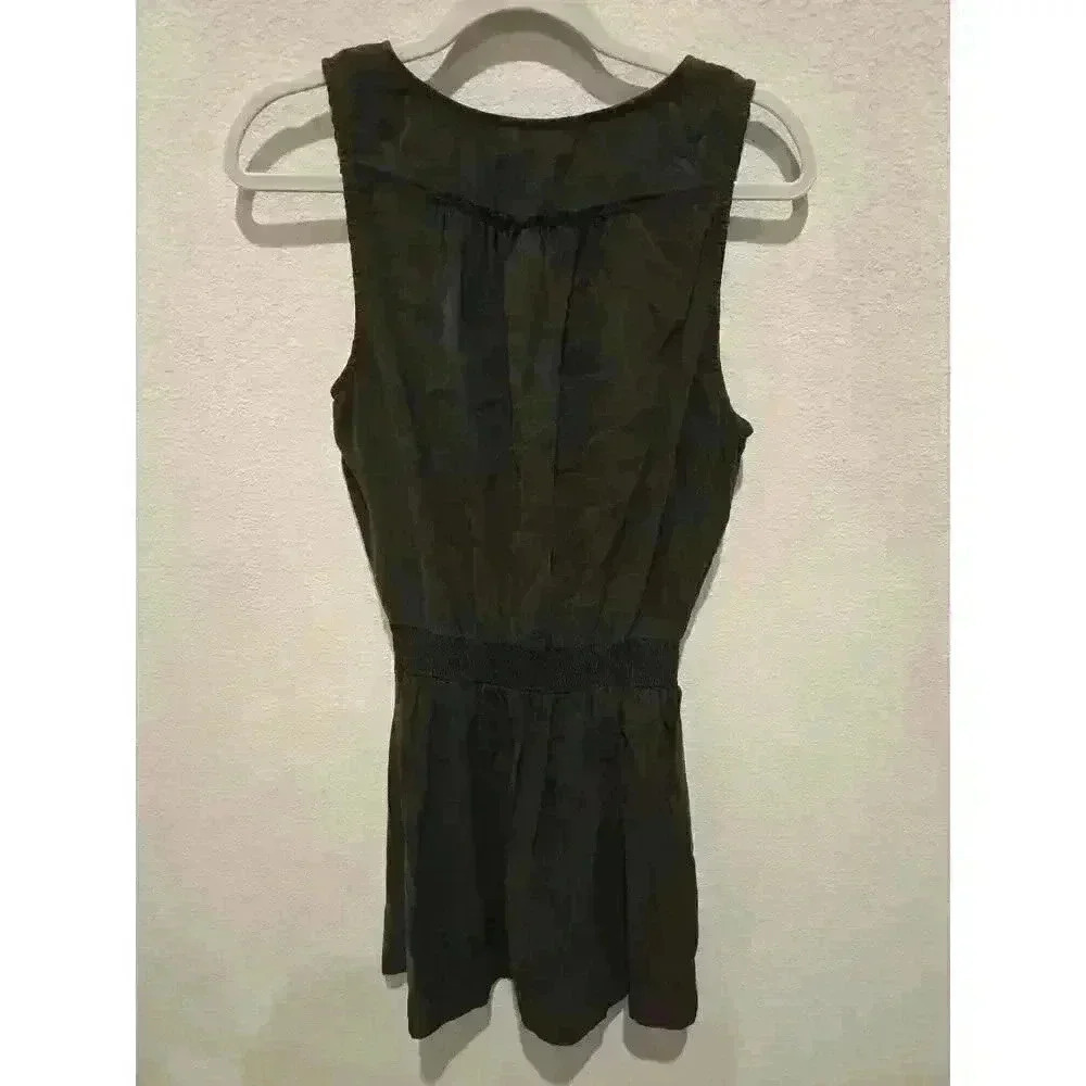 Evereve Women's Black Sleeveless‎ Dress S V-Neck Smocked Waist Casual